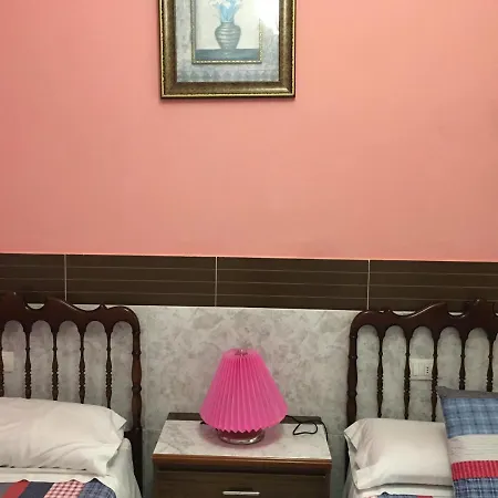Guest house Hostal O Labrador *